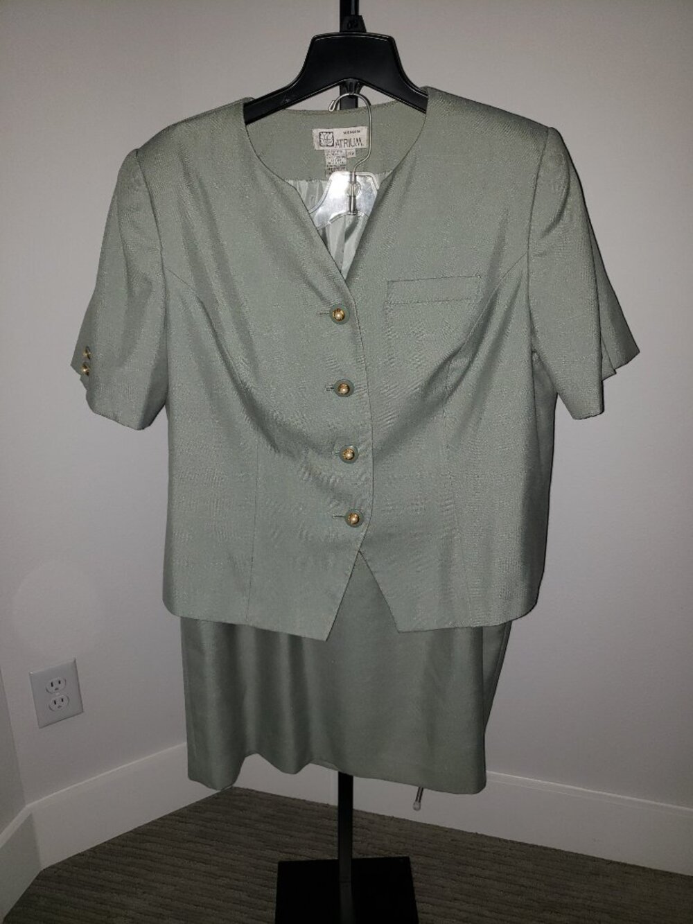 Dress Barn Atrium Women's Plus Size Suit (Size: 18W)
